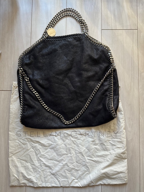 ファラベラ（ブランドバッグ）の商品画像 - 査定依頼日：2025年6月8日 - 最高査定価格：20,000円