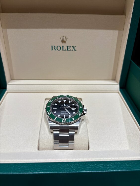 サブマリーナデイト（高級時計）の商品画像 - 査定依頼日：2025年5月14日 - 最高査定価格：2,190,000円