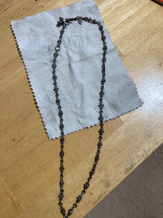 ジャスティンデイビス ネックレス（金・貴金属）の商品画像 - 査定依頼日：2024年4月9日 - 最高査定価格：5,000円