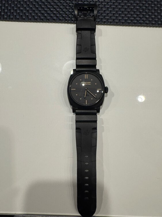 セラミック（高級時計）の商品画像 - 査定依頼日：2025年4月13日 - 最高査定価格：700,000円