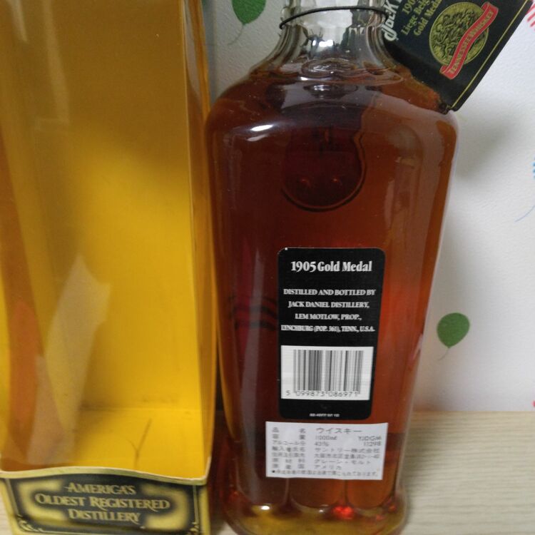 ジャックダニエルゴールドメダル1905、1000ml,43%（お酒）の商品画像 - 査定依頼日：2025年9月18日 - 最高査定価格：15,000円