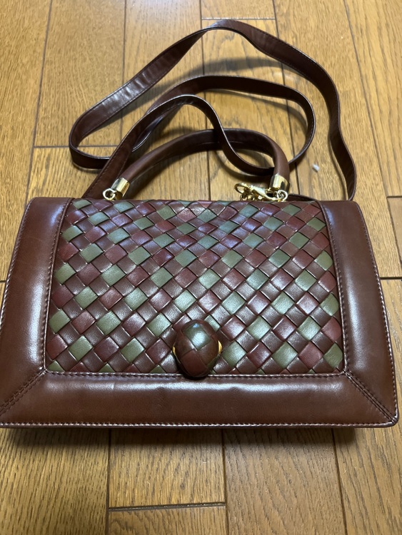 ボッテガ・ヴェネタ  （ブランドバッグ）の商品画像 - 査定依頼日：2025年8月21日 - 最高査定価格：30,000円