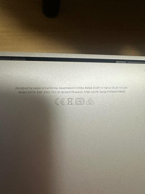 A2179（PC・タブレット）の商品画像 - 査定依頼日：2025年4月26日 - 最高査定価格：13,000円