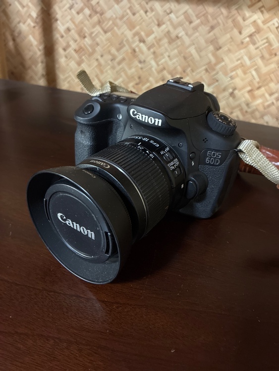 EOS 60D（カメラ）の商品画像 - 査定依頼日：2026年1月20日 - 最高査定価格：15,000円