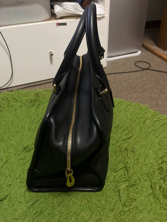 ロエベ　アマソナ（ブランドバッグ）の商品画像 - 査定依頼日：2024年12月22日 - 最高査定価格：80,000円