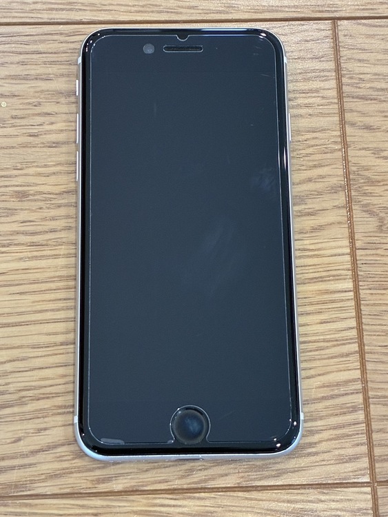 iPhone se3（スマホ）の商品画像 - 査定依頼日：2026年8月28日 - 最高査定価格：21,500円