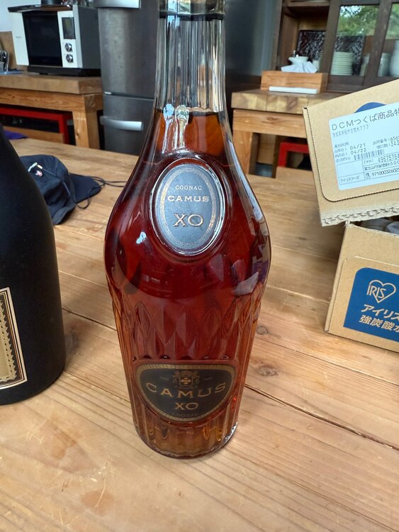 ブランデー カミュ （お酒）の商品画像 - 査定依頼日：2025年5月22日 - 最高査定価格：3,500円
