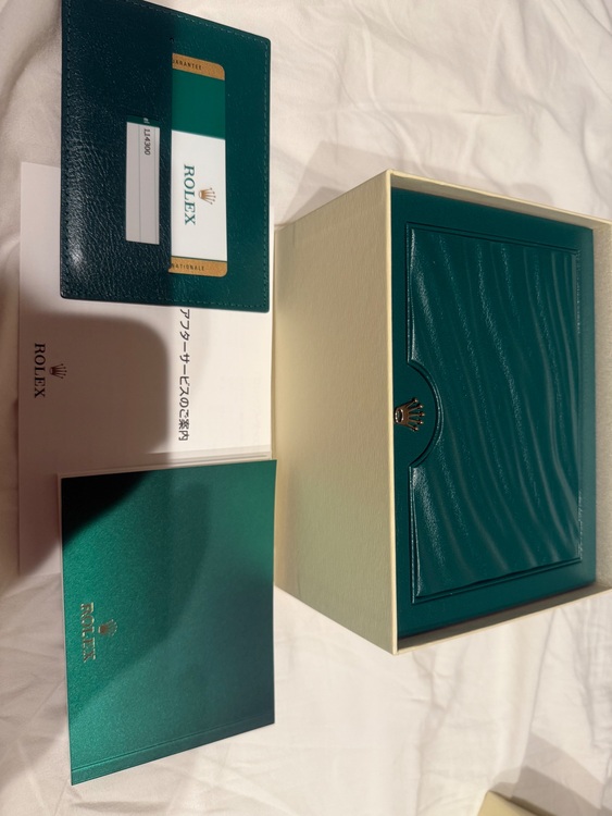 ロレックス　オイスターパーペチュアル　114300（高級時計）の商品画像 - 査定依頼日：2025年9月23日 - 最高査定価格：1,200,000円