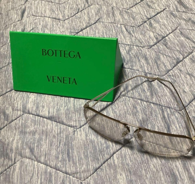 ボッテガ・ヴェネタ  （ブランドバッグ）の商品画像 - 査定依頼日：2025年8月13日 - 最高査定価格：15,000円