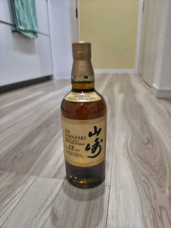 山崎12年（お酒）の商品画像 - 査定依頼日：2026年2月4日 - 最高査定価格：19,600円