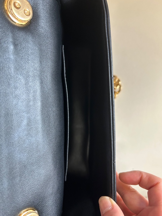 セリーヌ  （ブランドバッグ）の商品画像 - 査定依頼日：2026年3月1日 - 最高査定価格：220,000円