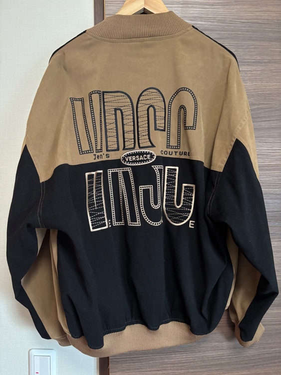 ジャンパー（古着・ファッション）の商品画像 - 査定依頼日：2026年1月9日 - 最高査定価格：2,000円