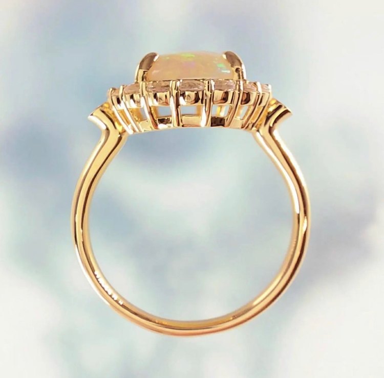 オパールリング（宝石）の商品画像 - 査定依頼日：2023年4月18日 - 最高査定価格：33,000円