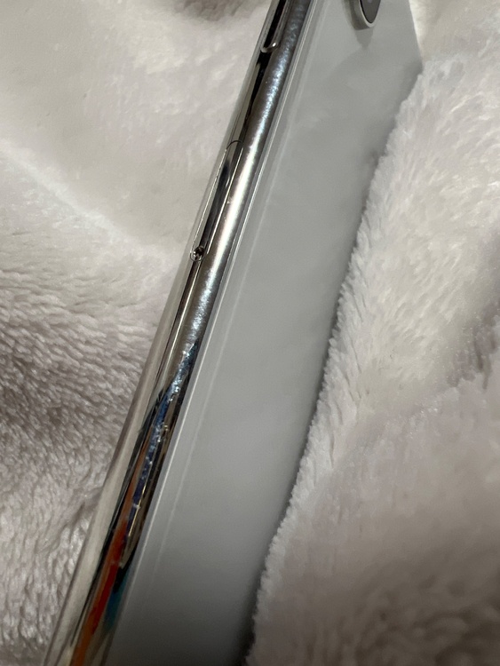 iPhone iPhoneX 64GB docomo（スマホ）の商品画像 - 査定依頼日：2026年9月15日 - 最高査定価格：5,500円