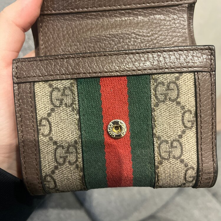 グッチ  オフディア三つ折り財布（ブランド財布・小物）の商品画像 - 査定依頼日：2025年1月17日 - 最高査定価格：10,000円