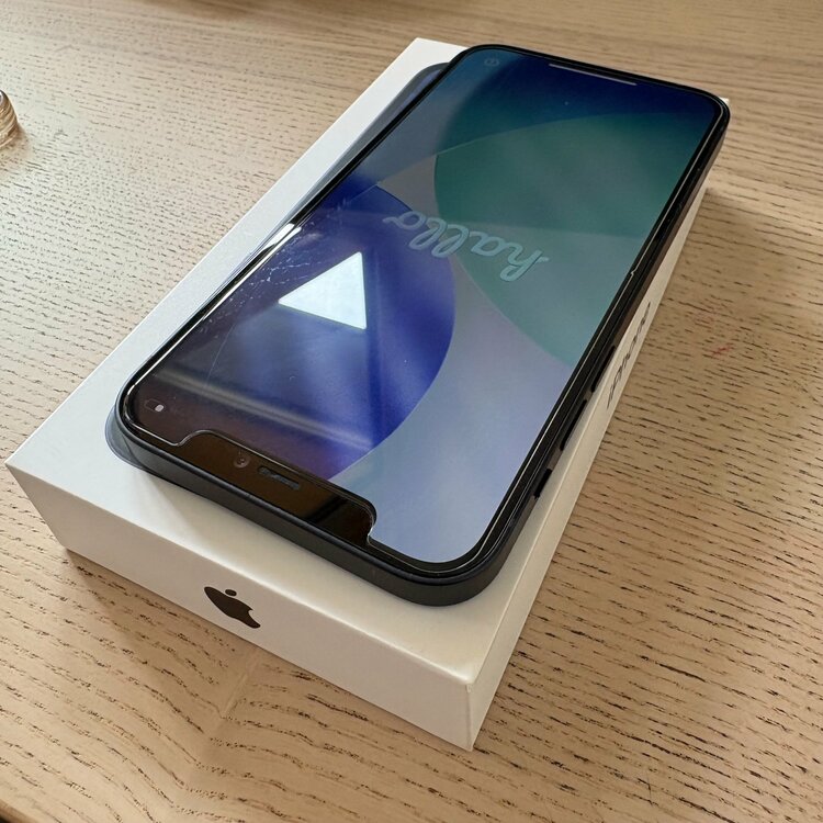 iphone12 Black 64G（スマホ）の商品画像 - 査定依頼日：2026年10月1日 - 最高査定価格：16,000円
