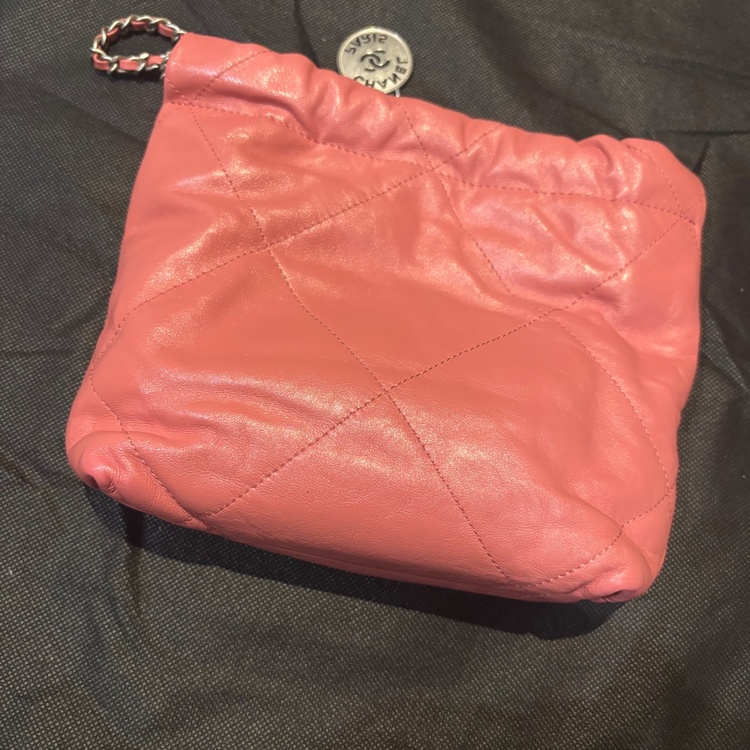 CHANEL22 ミニ（ブランドバッグ）の商品画像 - 査定依頼日：2026年5月11日 - 最高査定価格：500,000円