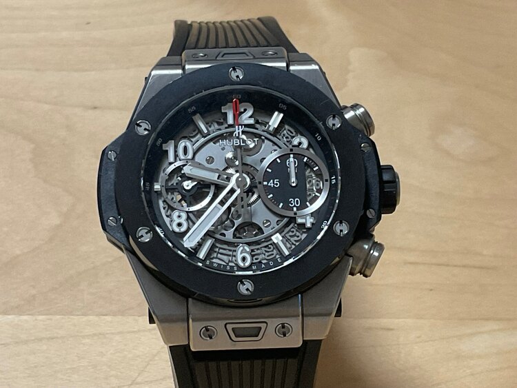 ウブロ ビックバン 441.NM.1170RX（高級時計）の商品画像 - 査定依頼日：2025年5月13日 - 最高査定価格：1,330,000円