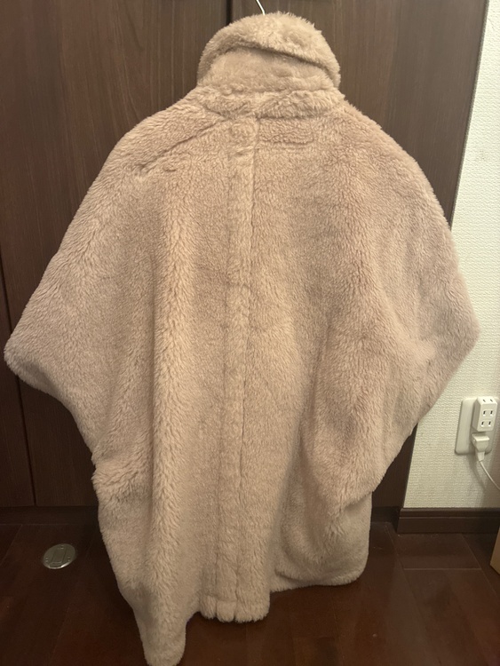 MAXMARA テディケープ（古着・ファッション）の商品画像 - 査定依頼日：2026年9月17日 - 最高査定価格：43,000円