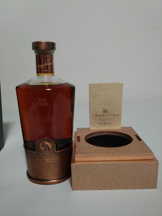 ワイルドターキートラディション１４年（お酒）の商品画像 - 査定依頼日：2025年11月8日 - 最高査定価格：58,000円