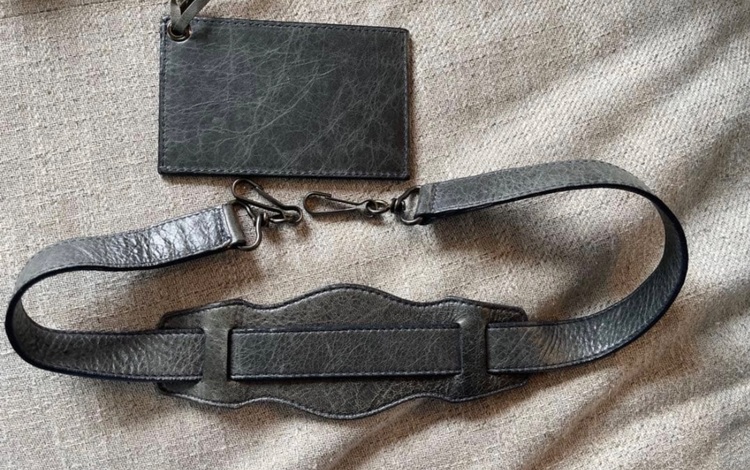 バレンシアガ  （ブランドバッグ）の商品画像 - 査定依頼日：2025年11月27日 - 最高査定価格：90,000円