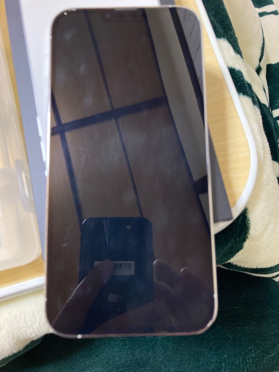 MLJ93J/A（スマホ）の商品画像 - 査定依頼日：2026年4月4日 - 最高査定価格：47,000円