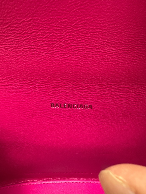 バレンシアガ  （ブランドバッグ）の商品画像 - 査定依頼日：2025年9月23日 - 最高査定価格：115,000円
