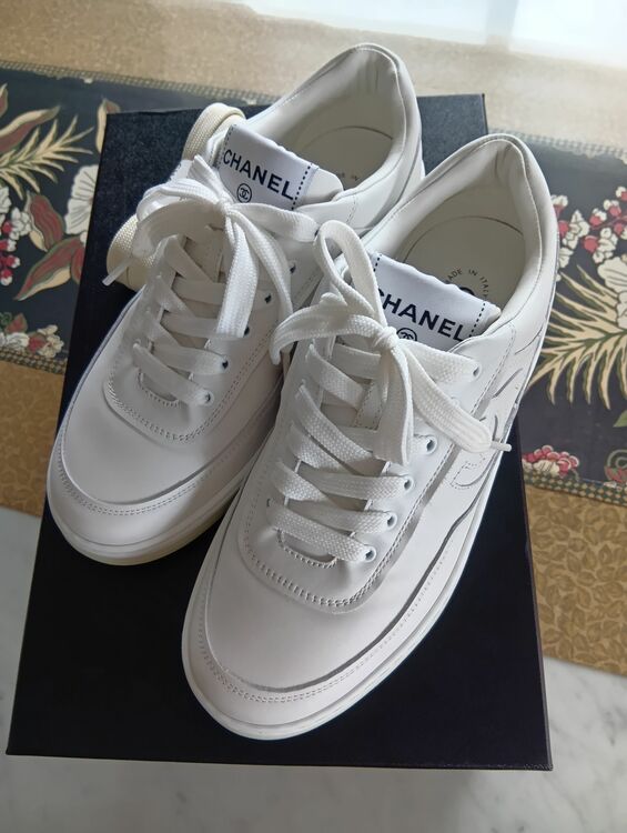 シャネルスニーカーG39978B15923（古着・ファッション）の商品画像 - 査定依頼日：2025年11月6日 - 最高査定価格：100,000円