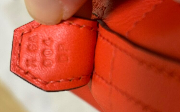 ボリード27.ルージュピヴォアンヌ、ヴォースイフト（ブランドバッグ）の商品画像 - 査定依頼日：2025年4月19日 - 最高査定価格：500,000円