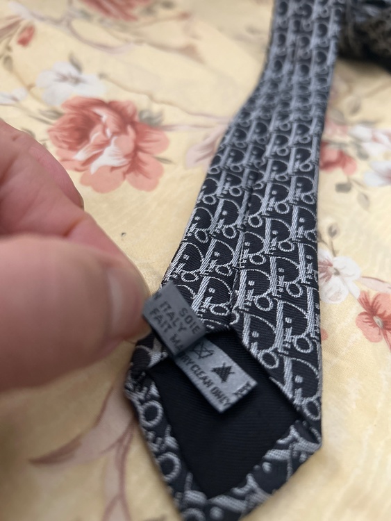 ディオール  （ブランドバッグ）の商品画像 - 査定依頼日：2026年3月11日 - 最高査定価格：1,000円