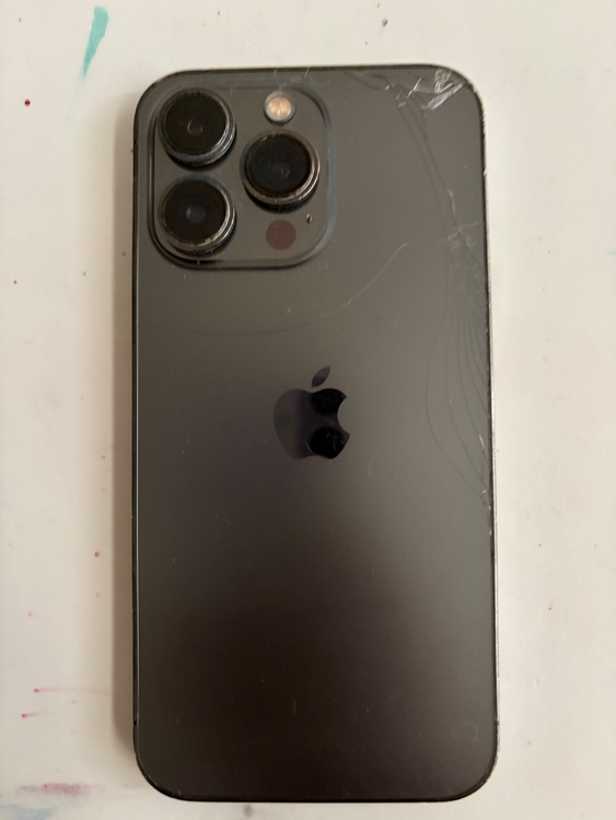 iPhone iPhone 13 Pro 128GB Softbank（スマホ）の商品画像 - 査定依頼日：2026年8月9日 - 最高査定価格：23,000円