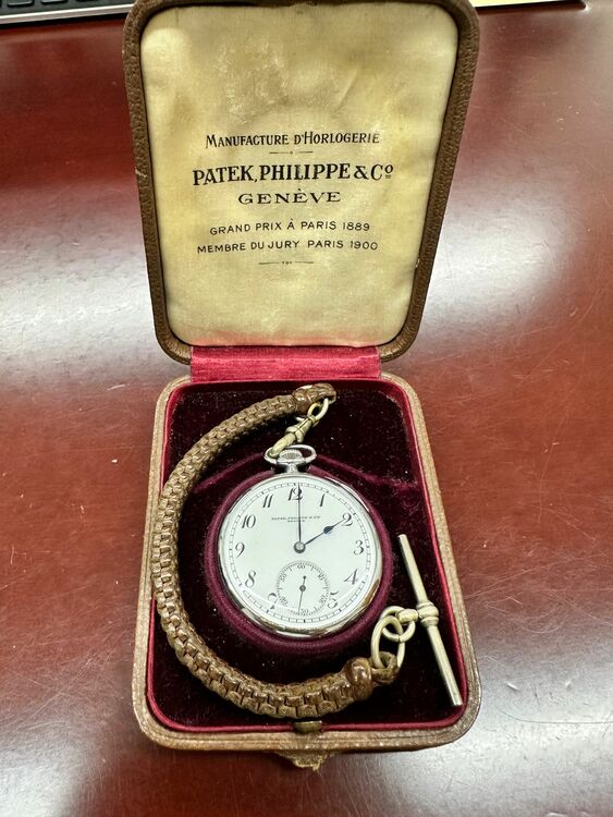 パテックフィリップ その他 手巻きのようですが（高級時計）の商品画像 - 査定依頼日：2025年8月14日 - 最高査定価格：600,000円