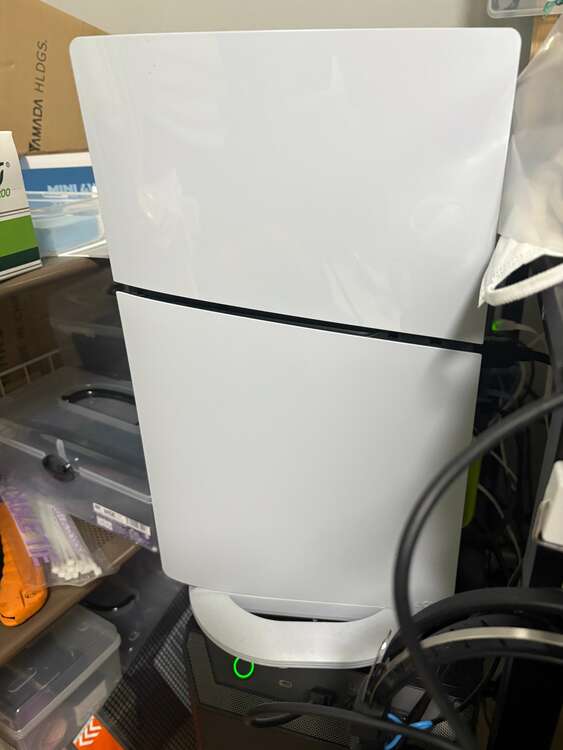 CFI-2000（ゲーム機本体・ゲームソフト）の商品画像 - 査定依頼日：2025年4月6日 - 最高査定価格：53,000円