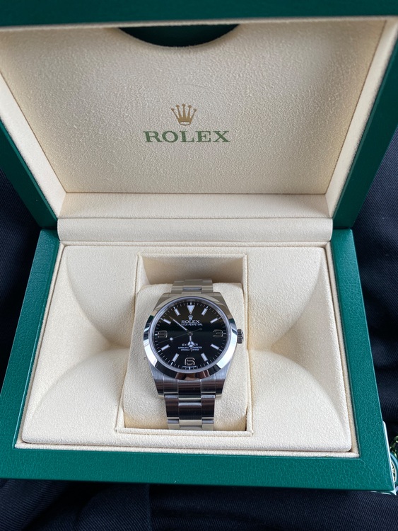 ロレックス エクスプローラー 21427（高級時計）の商品画像 - 査定依頼日：2025年7月16日 - 最高査定価格：1,050,000円