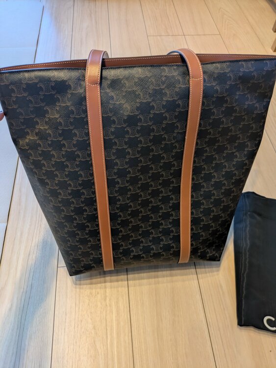 トリオンフミュージアムトートバッグ（ブランドバッグ）の商品画像 - 査定依頼日：2025年12月15日 - 最高査定価格：100,000円