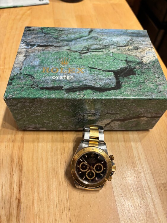 ロレックス デイトナ （高級時計）の商品画像 - 査定依頼日：2024年12月14日 - 最高査定価格：2,300,000円