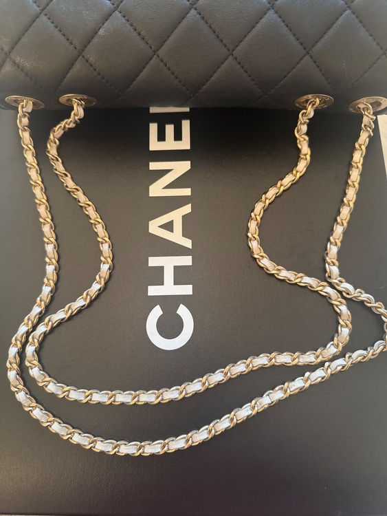 バイカラー（ブランドバッグ）の商品画像 - 査定依頼日：2026年3月6日 - 最高査定価格：350,000円