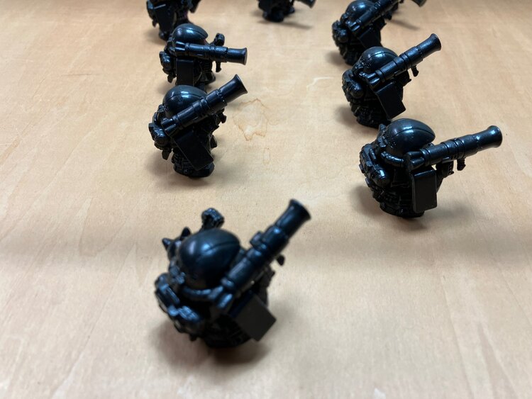 SDガンダム FS (黒い三連星専用高機動型ザクⅡ)×10個（その他のおもちゃ）の商品画像 - 査定依頼日：2025年3月24日