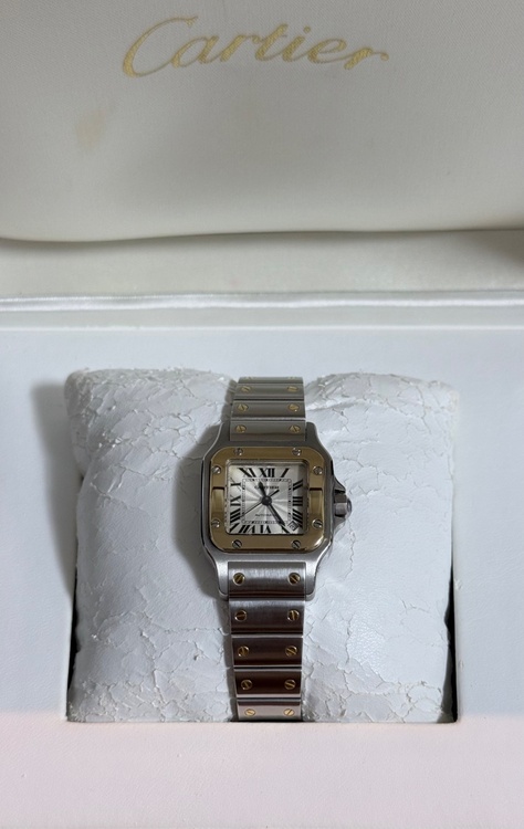 Cartier カルティエ サントス ガルベ 自動巻き Ref.2423（高級時計）の商品画像 - 査定依頼日：2026年9月17日 - 最高査定価格：580,000円