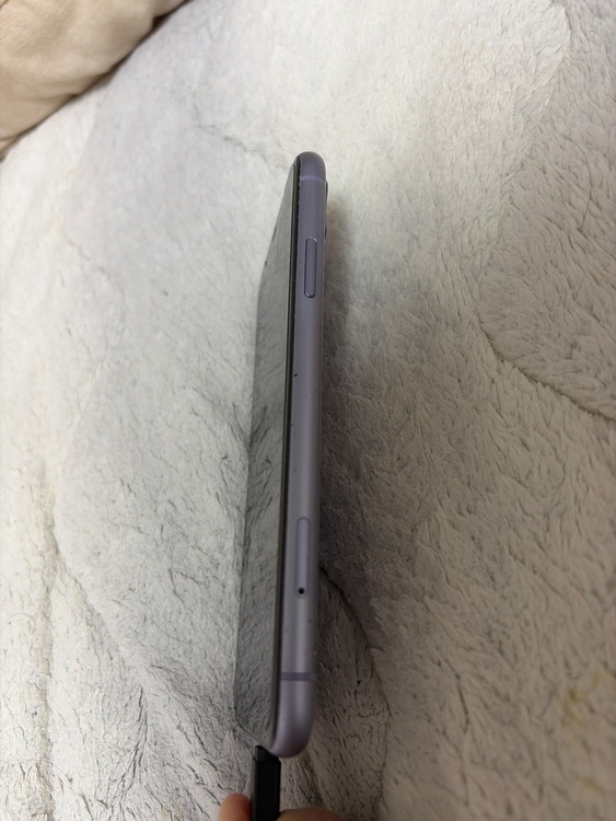 iPhone11（スマホ）の商品画像 - 査定依頼日：2026年4月12日 - 最高査定価格：23,000円