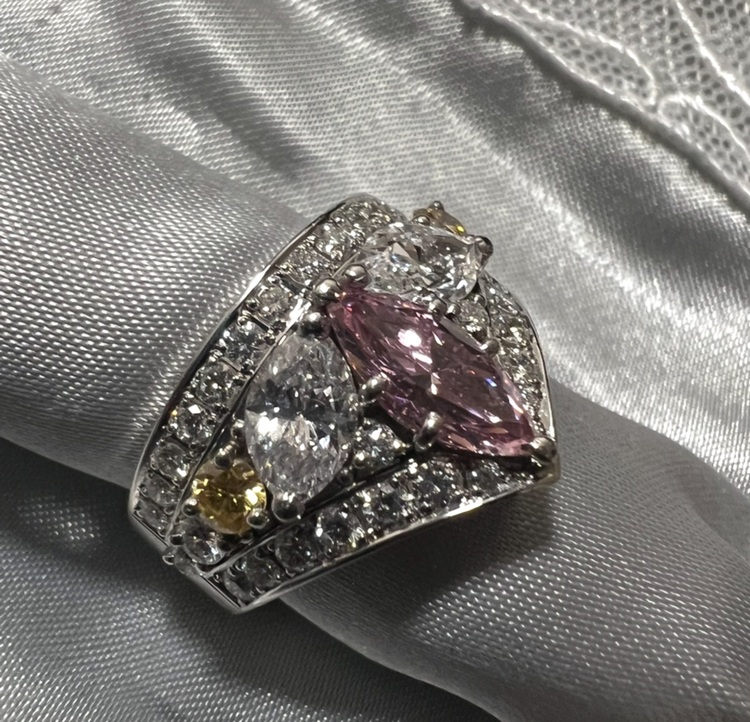 ピンクダイヤモンドリング（宝石）の商品画像 - 査定依頼日：2025年9月23日 - 最高査定価格：800,000円