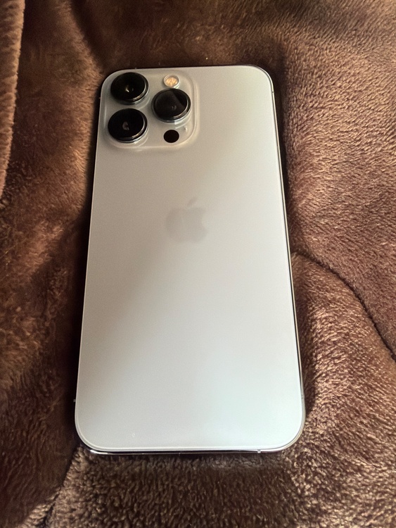 13プロ　256 SIMフリー（スマホ）の商品画像 - 査定依頼日：2026年2月27日 - 最高査定価格：49,000円