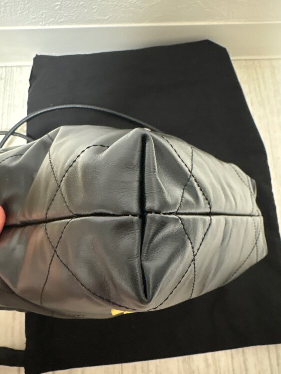 22ミニ（ブランドバッグ）の商品画像 - 査定依頼日：2025年2月14日 - 最高査定価格：590,000円