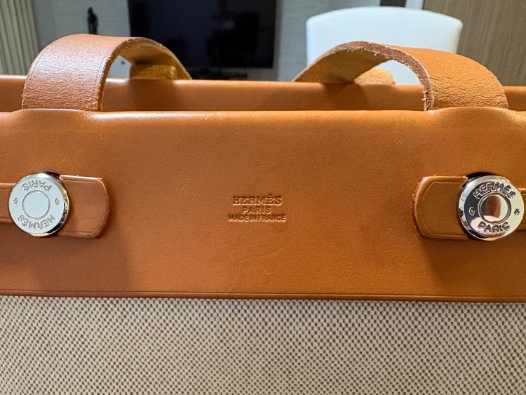 トートバック　2個（ブランドバッグ）の商品画像 - 査定依頼日：2026年2月25日 - 最高査定価格：90,000円