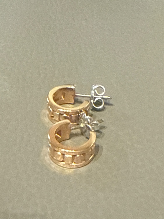 ダミアーニ　ピアス（金・貴金属）の商品画像 - 査定依頼日：2026年1月25日 - 最高査定価格：130,000円