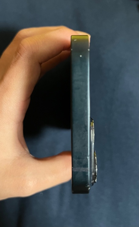 iPhone14（スマホ）の商品画像 - 査定依頼日：2026年3月16日 - 最高査定価格：43,000円