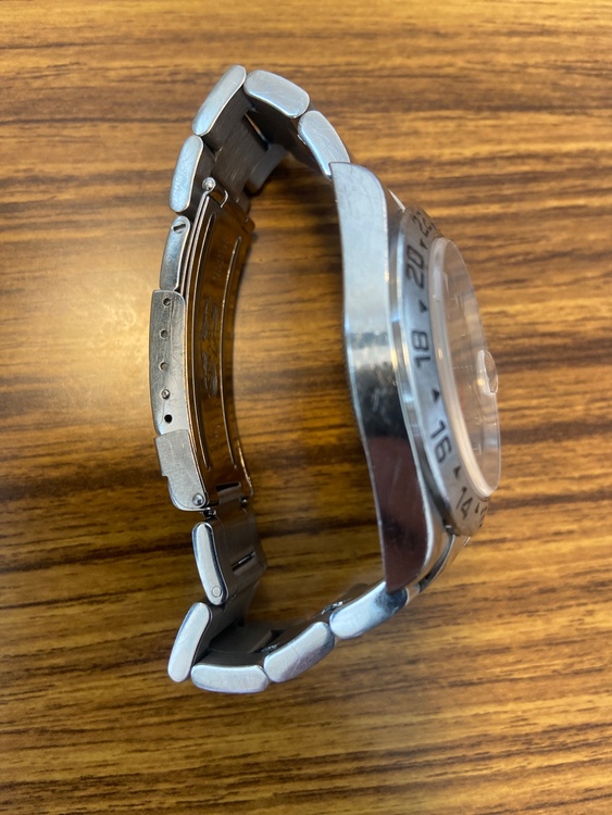 ロレックス エクスプローラー 1657（高級時計）の商品画像 - 査定依頼日：2026年4月3日 - 最高査定価格：1,250,000円