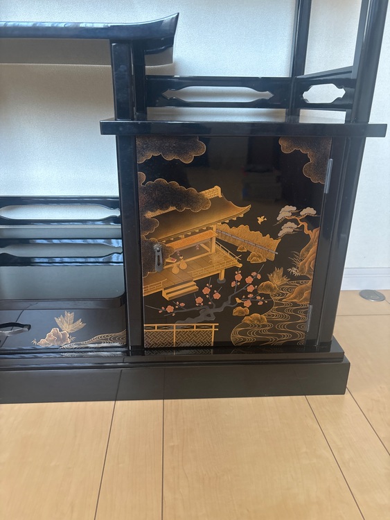 輪島塗り　飾り棚（美術品・骨董品）の商品画像 - 査定依頼日：2025年11月29日 - 最高査定価格：55,000円