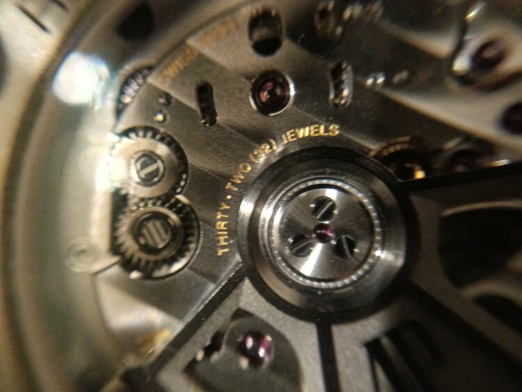 オフショアダイバー（高級時計）の商品画像 - 査定依頼日：2026年4月10日 - 最高査定価格：4,000,000円