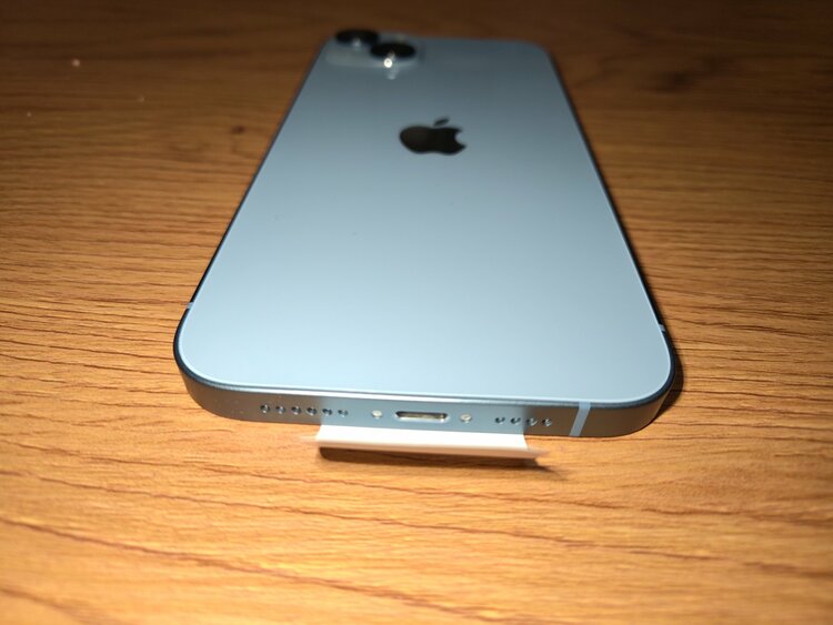 iPhone iPhone 14 Plus 128GB Softbank（スマホ）の商品画像 - 査定依頼日：2026年8月8日 - 最高査定価格：49,000円